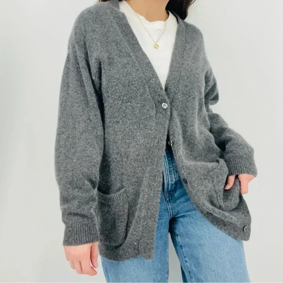 SOLD vintage lambswool angora rabbit hair blend button down cardigan sweater - Picture 1 of 5